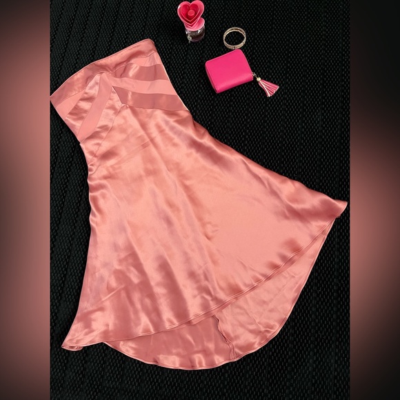 Banana Republic Dresses & Skirts - NEW Banana republic Bliss silk wireless dress